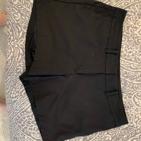 Women’s Nike Golf Shorts - Picture 1 of 10